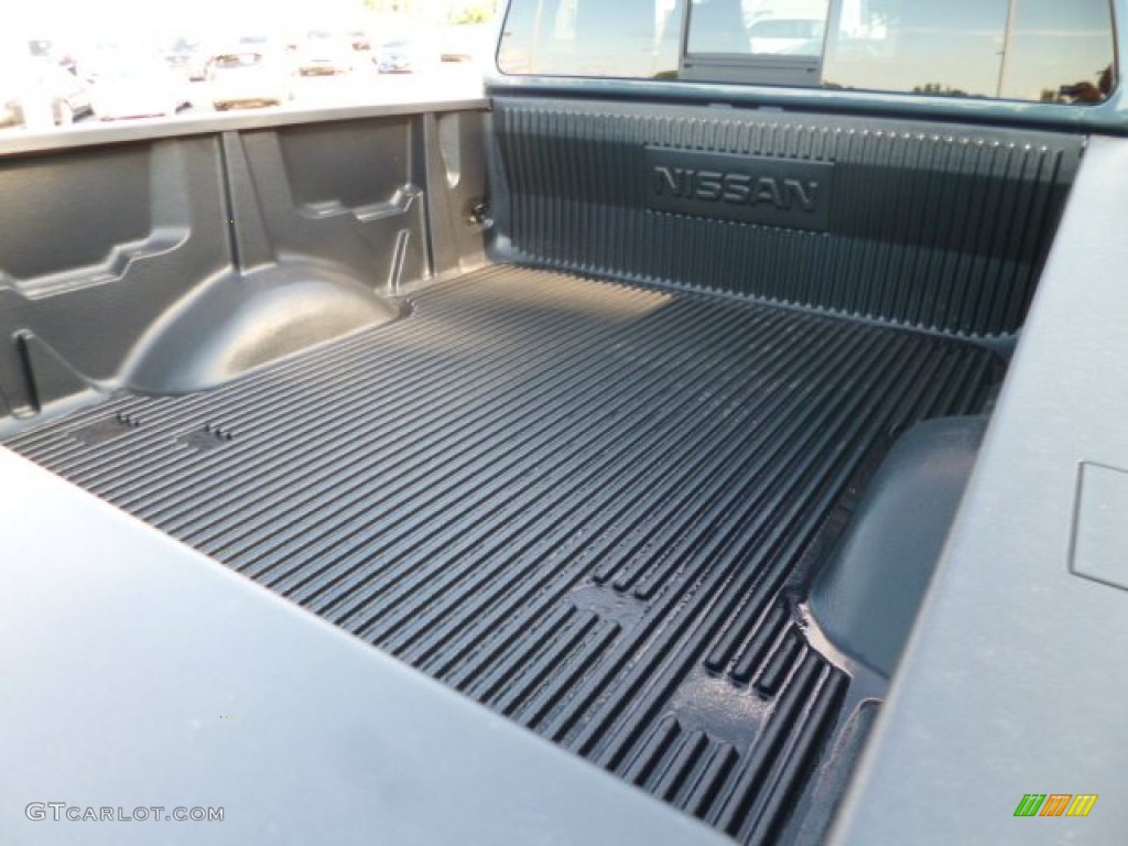 2013 Titan SV King Cab 4x4 - Graphite Blue / Charcoal photo #12