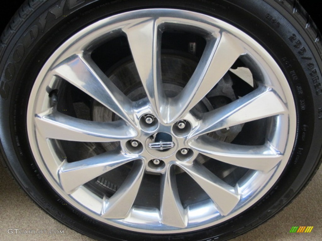 2011 Lincoln MKT AWD EcoBoost Wheel Photo #83157094