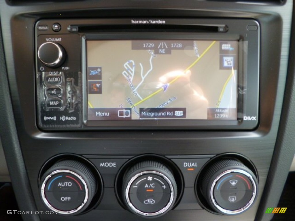 2014 Subaru Forester 2.5i Touring Navigation Photos