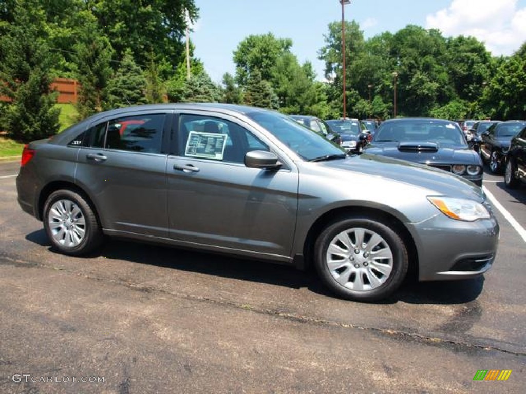 2013 200 LX Sedan - Tungsten Metallic / Black photo #2