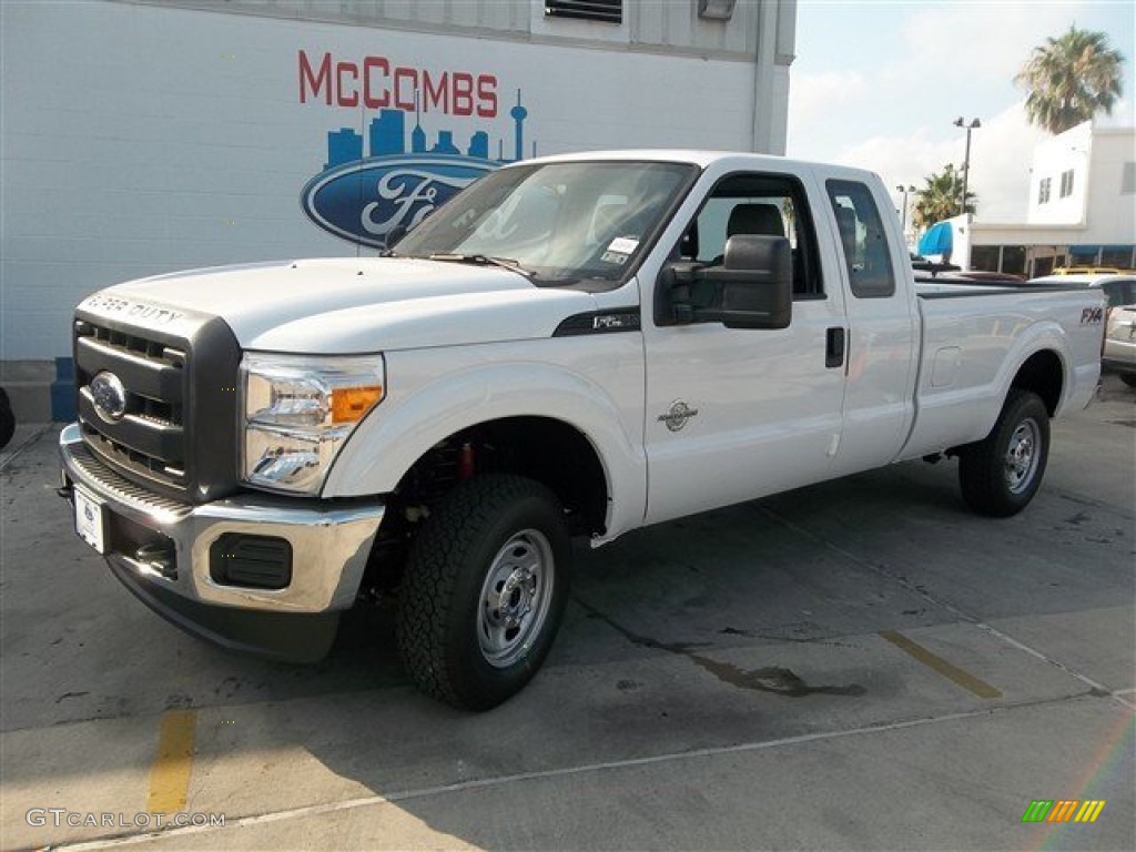 2013 F250 Super Duty XL SuperCab 4x4 - Oxford White / Steel photo #1