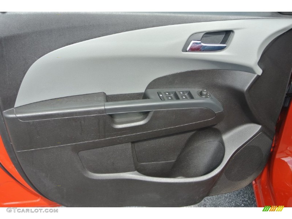 2012 Chevrolet Sonic LT Hatch Door Panel Photos