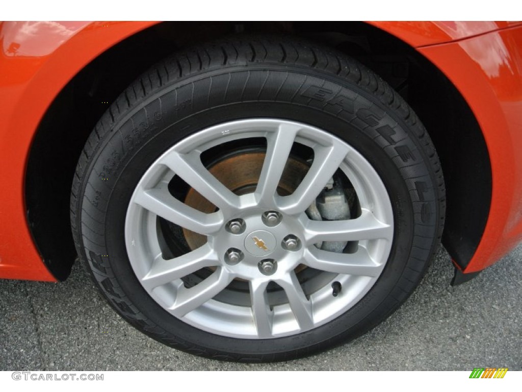 2012 Chevrolet Sonic LT Hatch Wheel Photo #83165792
