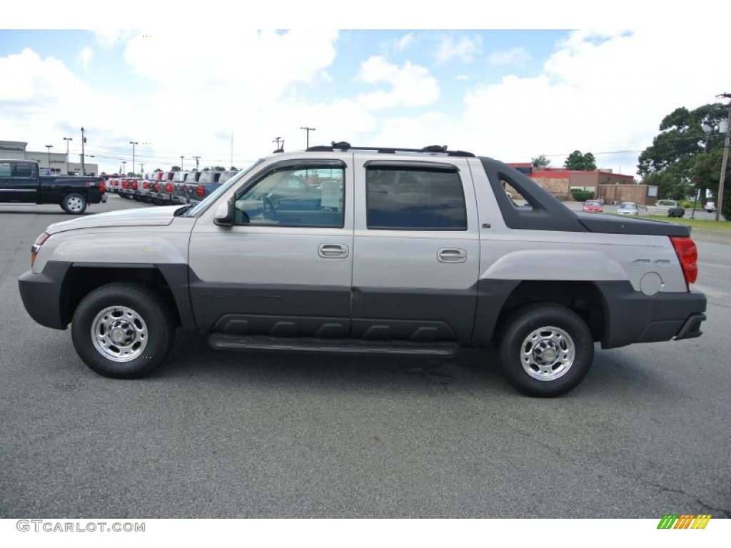 2005 Chevrolet Avalanche 2500 LT 4x4 Exterior Photos