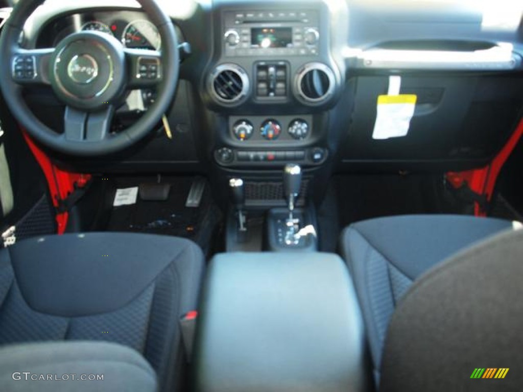 2013 Wrangler Unlimited Sport 4x4 - Rock Lobster Red / Black photo #5