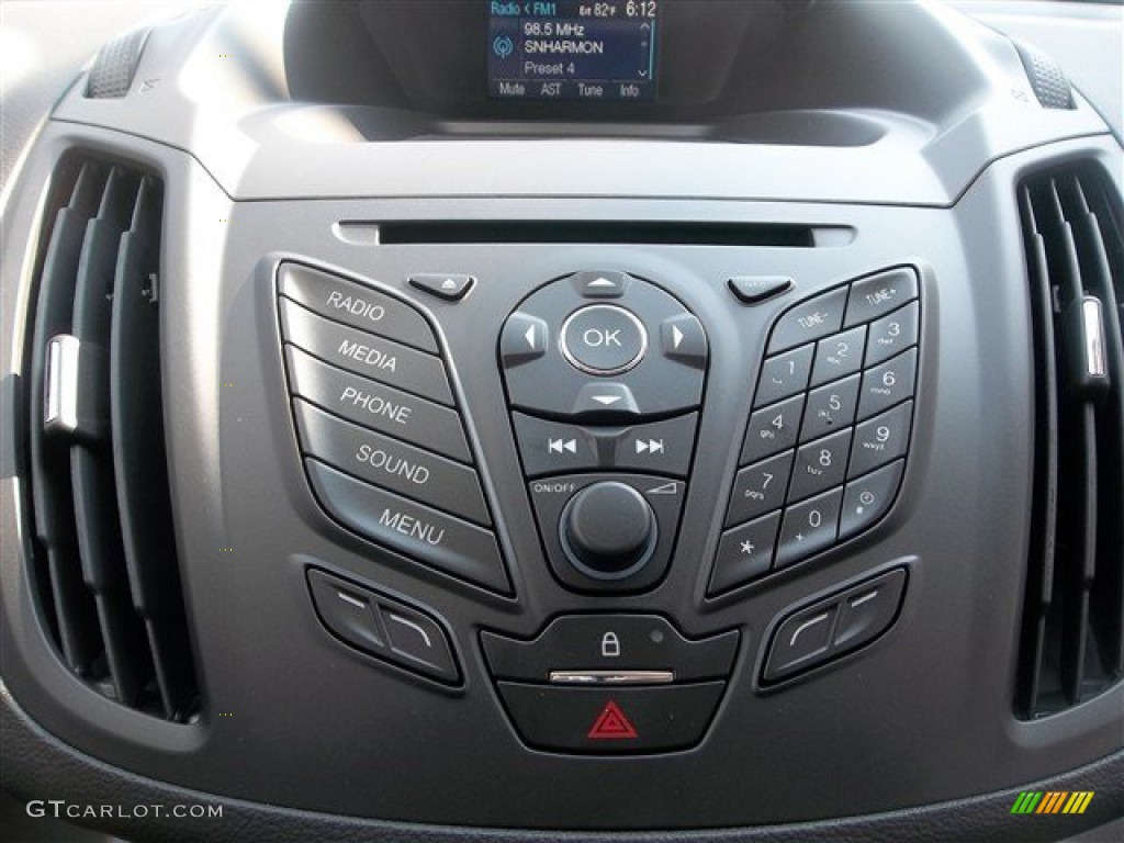 2014 Ford Escape S Controls Photo #83169042