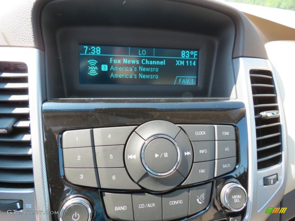 2012 Chevrolet Cruze LTZ/RS Audio System Photos
