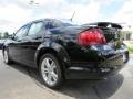 Black - Avenger SE V6 Photo No. 2