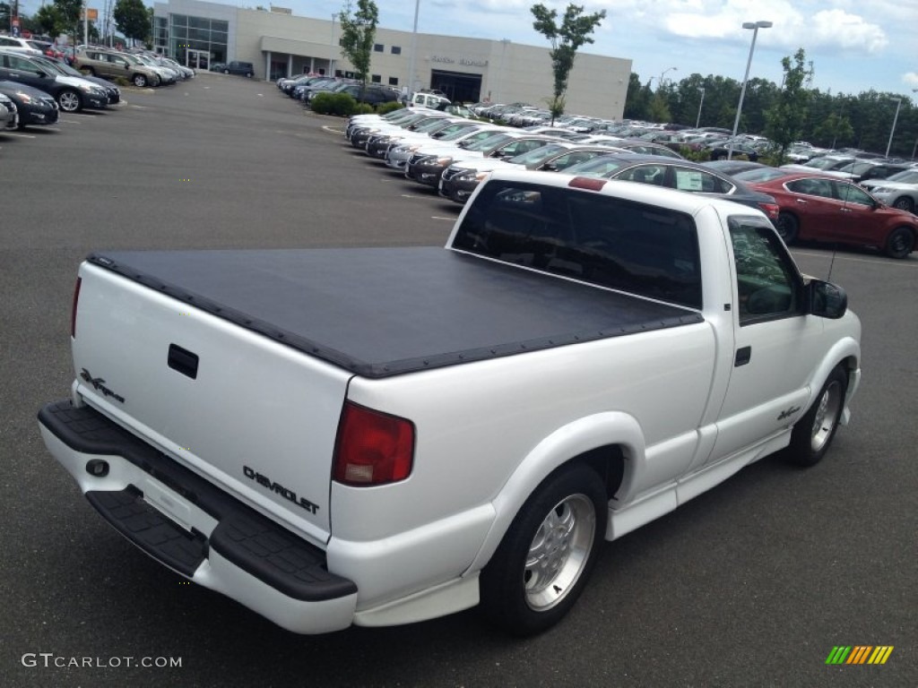 2000 S10 Xtreme Regular Cab - Summit White / Graphite photo #7