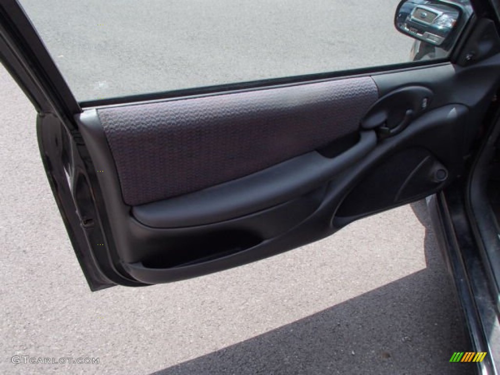 2002 Sunfire SE Coupe - Black / Graphite photo #11