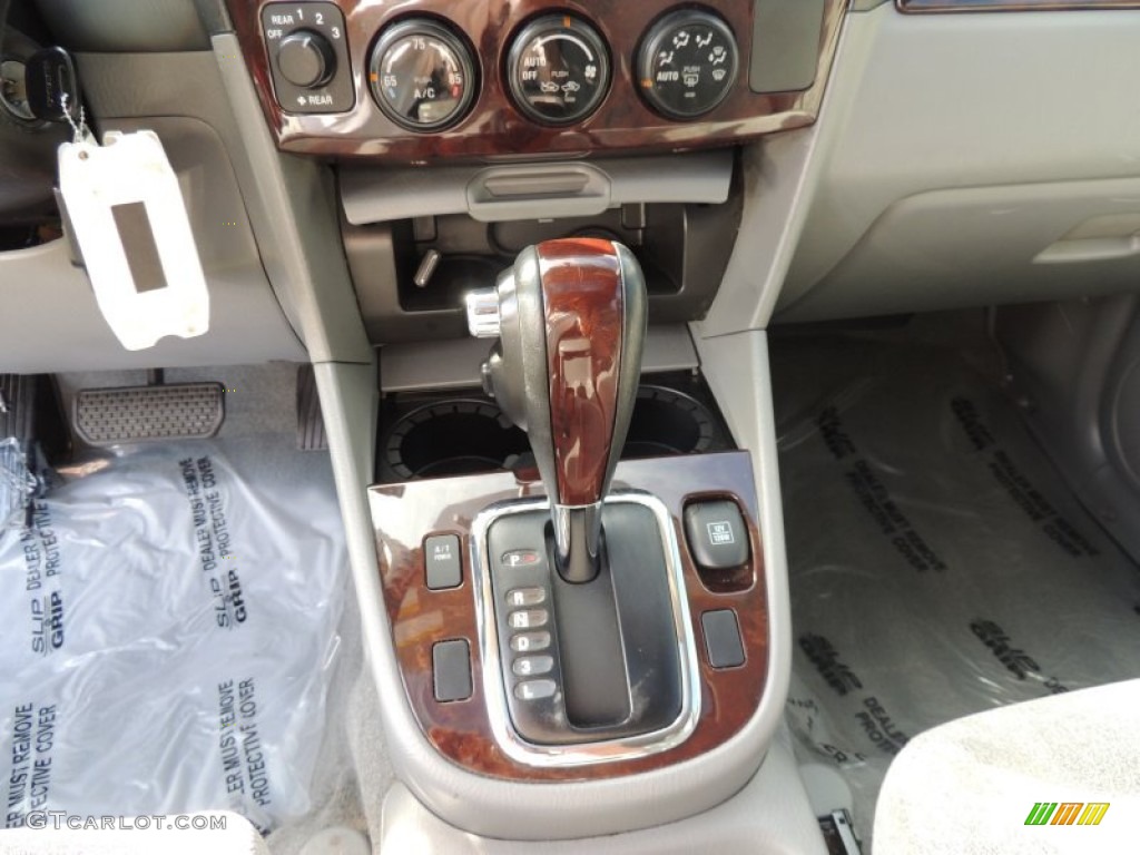 2005 XL7 LX - Silky Silver Metallic / Gray photo #20