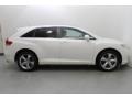 Blizzard White Pearl - Venza V6 Photo No. 6