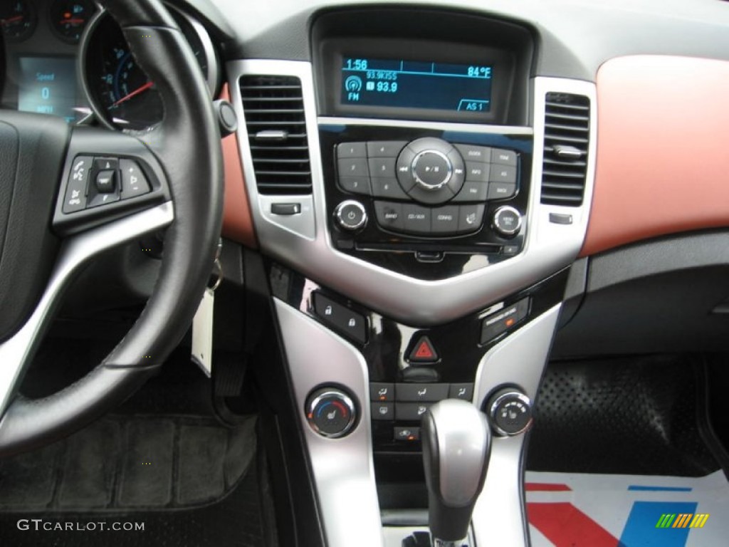 2012 Chevrolet Cruze LT Controls Photo #83173912