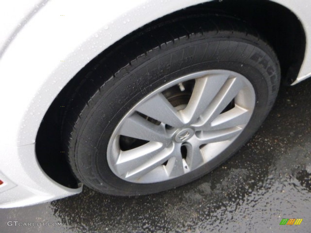 2008 Astra XR Sedan - Arctic White / Charcoal photo #9