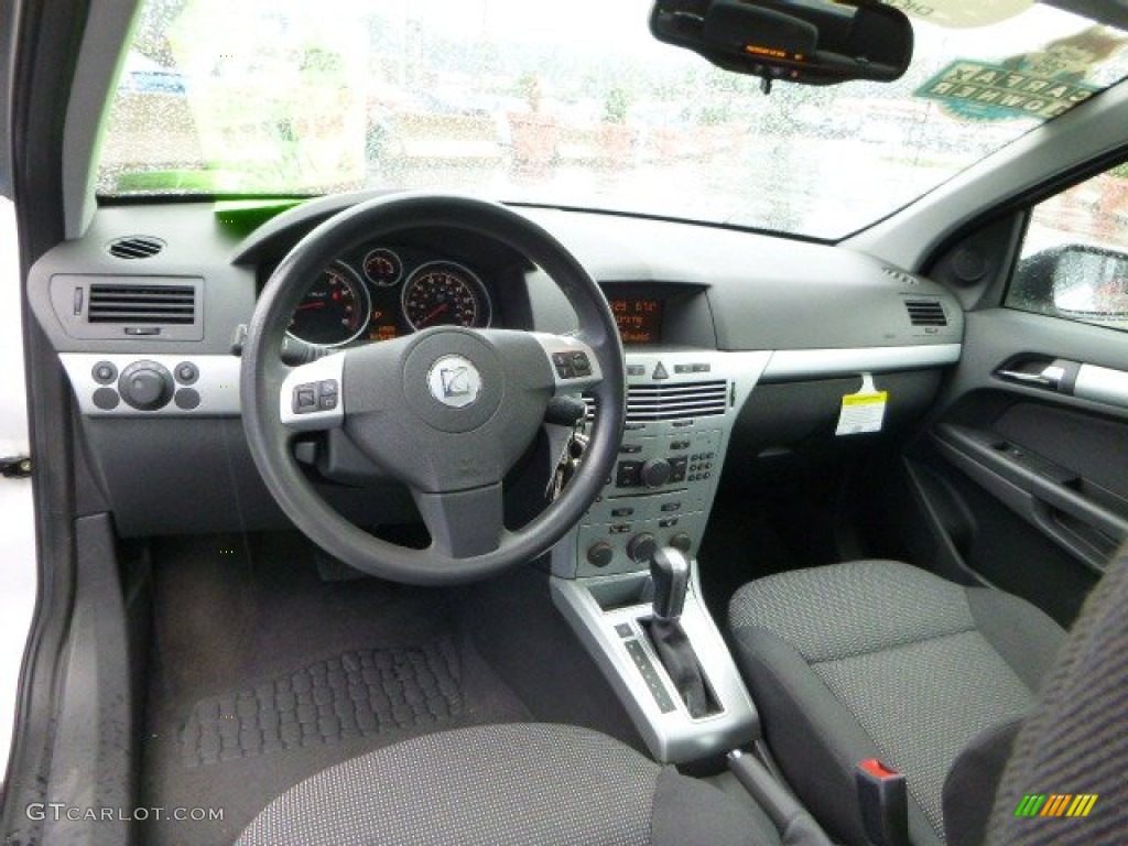 2008 Astra XR Sedan - Arctic White / Charcoal photo #12