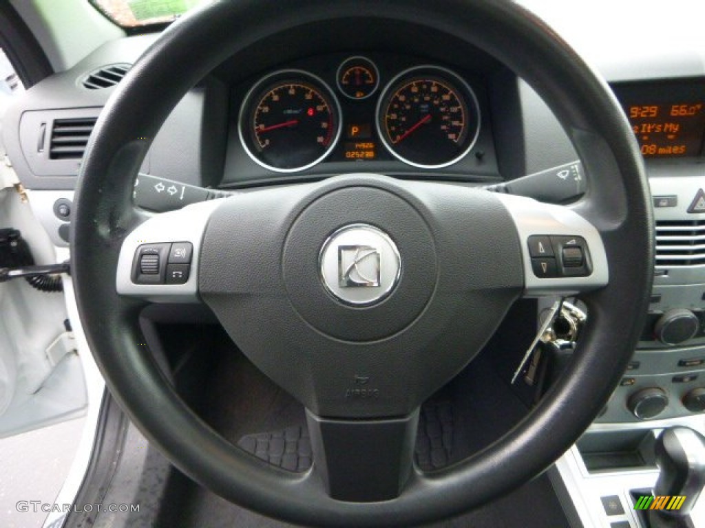 2008 Astra XR Sedan - Arctic White / Charcoal photo #17