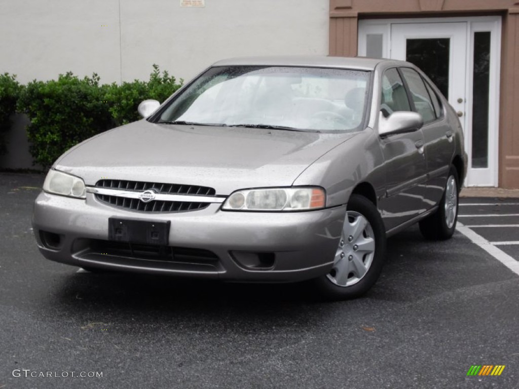 2001 Altima GXE - Brushed Pewter / Blond photo #11