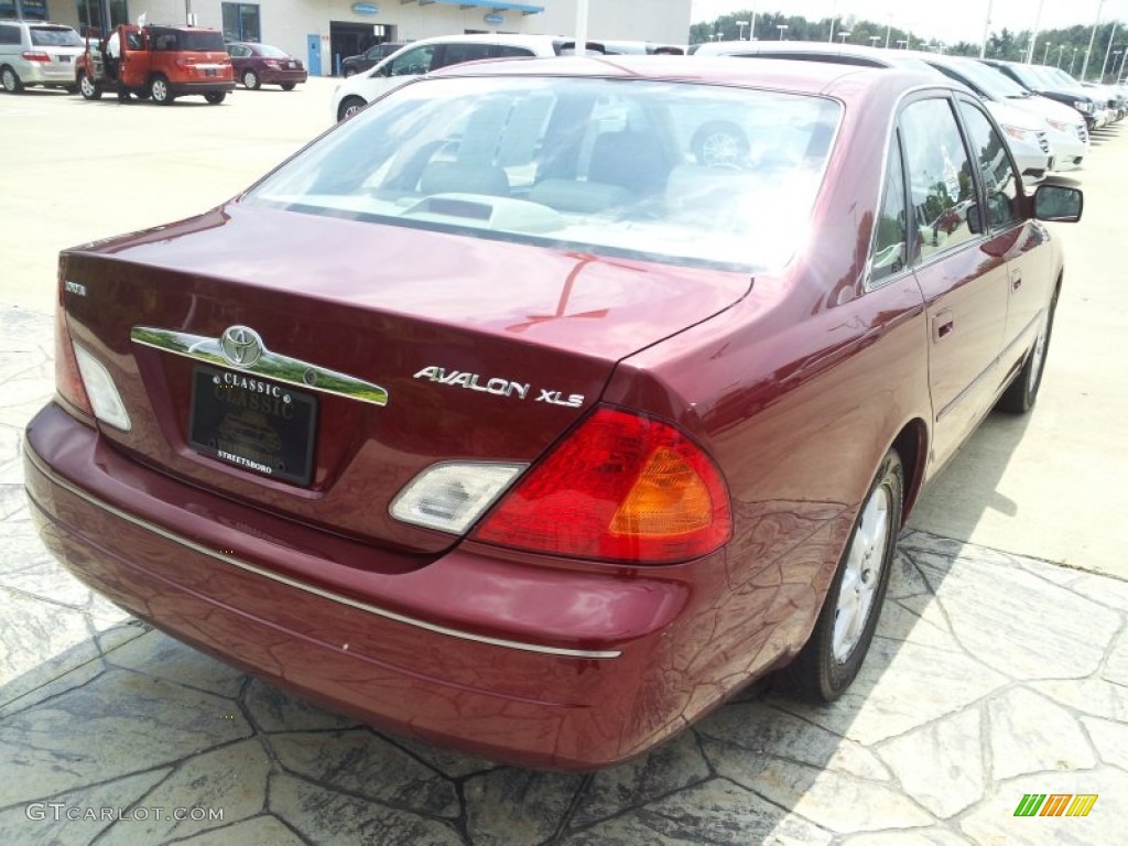 2002 Avalon XLS - Vintage Red Pearl / Taupe photo #15