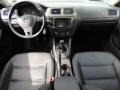 Black - Jetta SE Sedan Photo No. 16