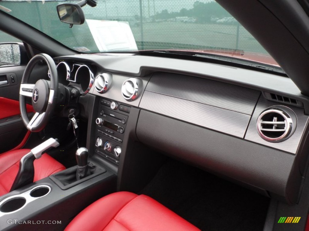 2006 Mustang GT Premium Convertible - Torch Red / Red/Dark Charcoal photo #25