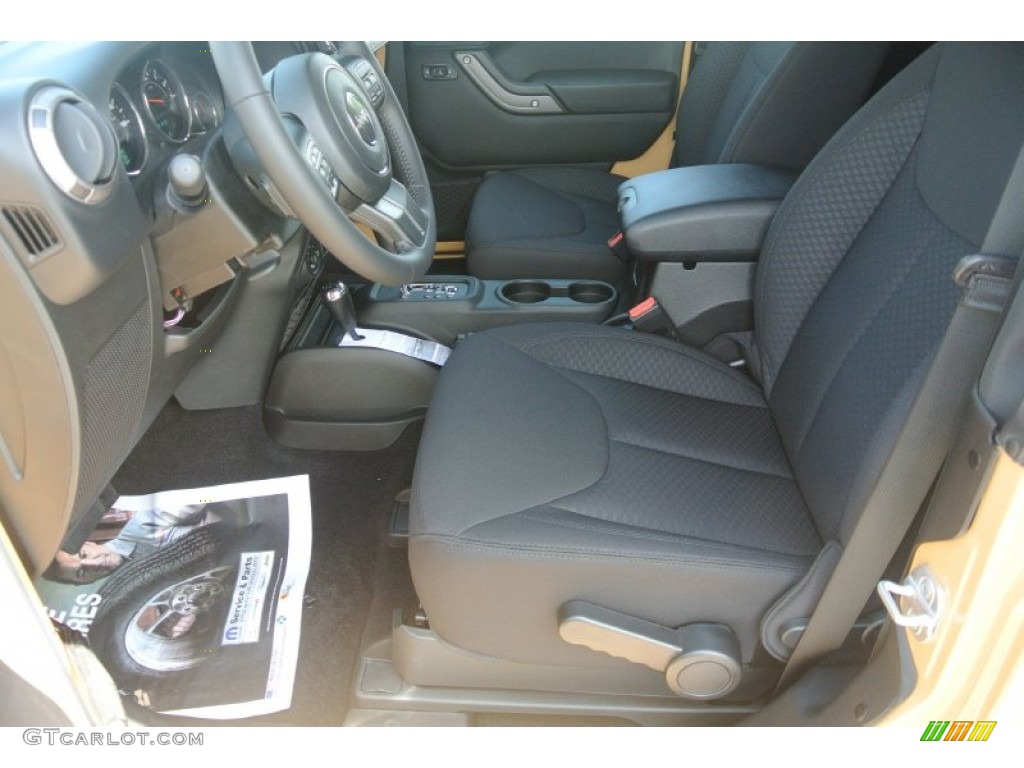 2013 Wrangler Sport 4x4 - Dune Beige / Black photo #7