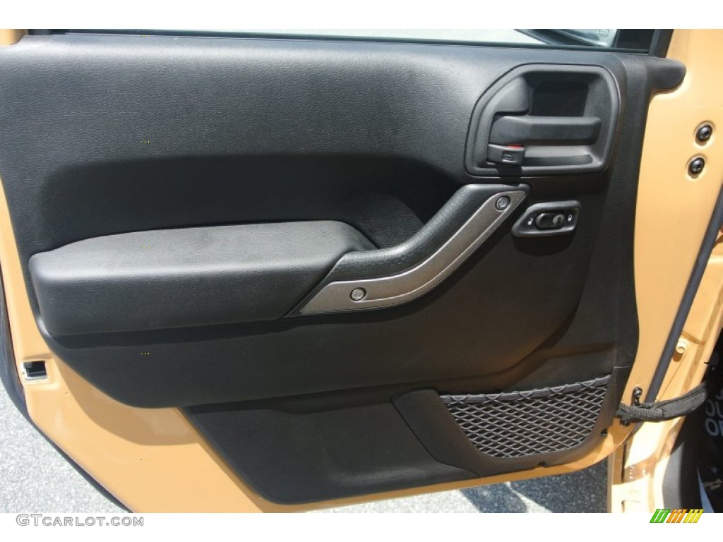 2013 Wrangler Sport 4x4 - Dune Beige / Black photo #8