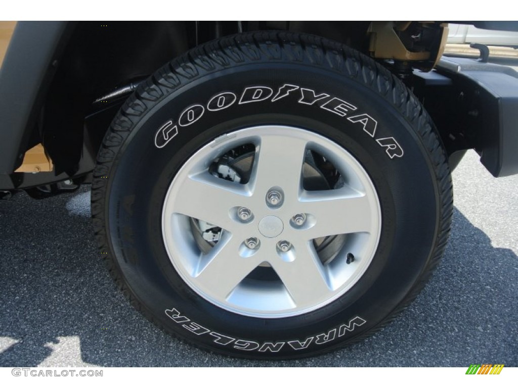 2013 Wrangler Sport 4x4 - Dune Beige / Black photo #18