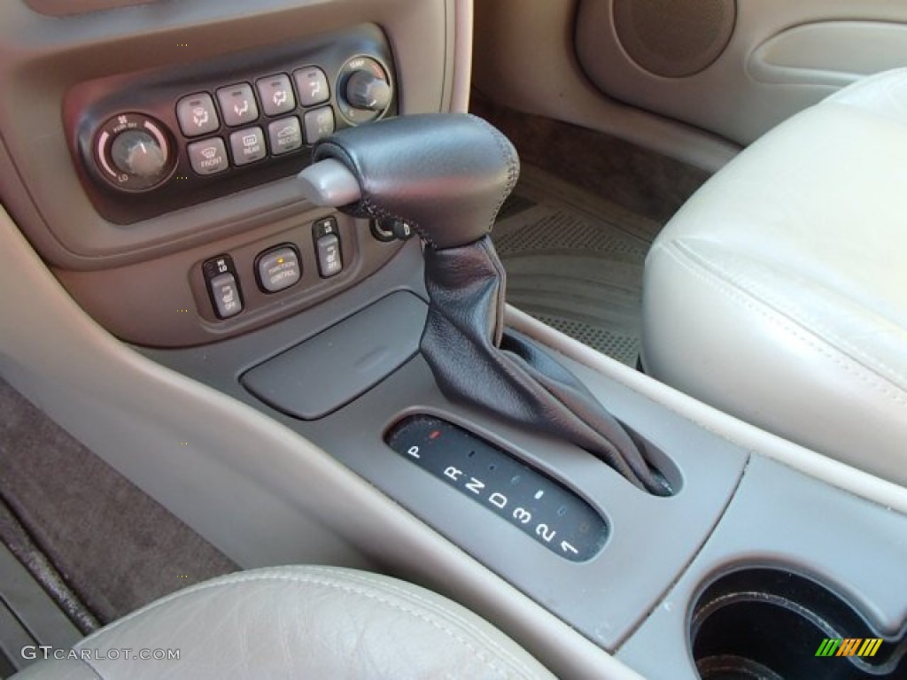 2003 Bonneville SE - Light Bronzemist Metallic / Taupe photo #12