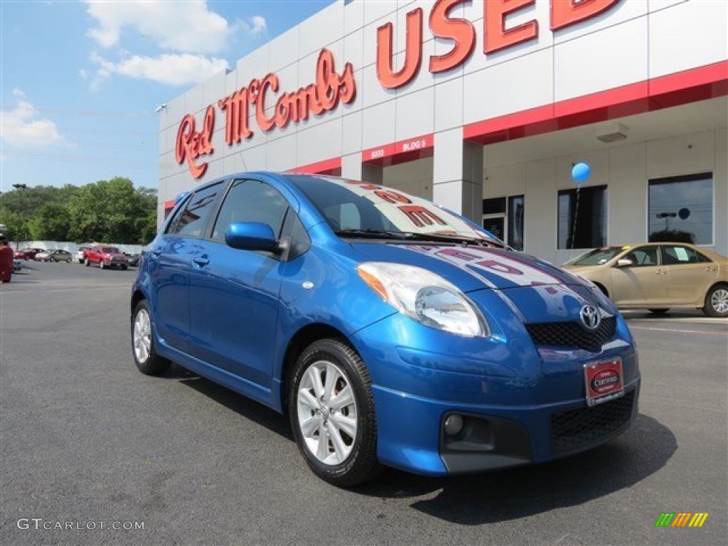 2009 Yaris 5 Door Liftback - Blazing Blue Pearl / Dark Charcoal photo #1