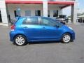 2009 Blazing Blue Pearl Toyota Yaris 5 Door Liftback  photo #8