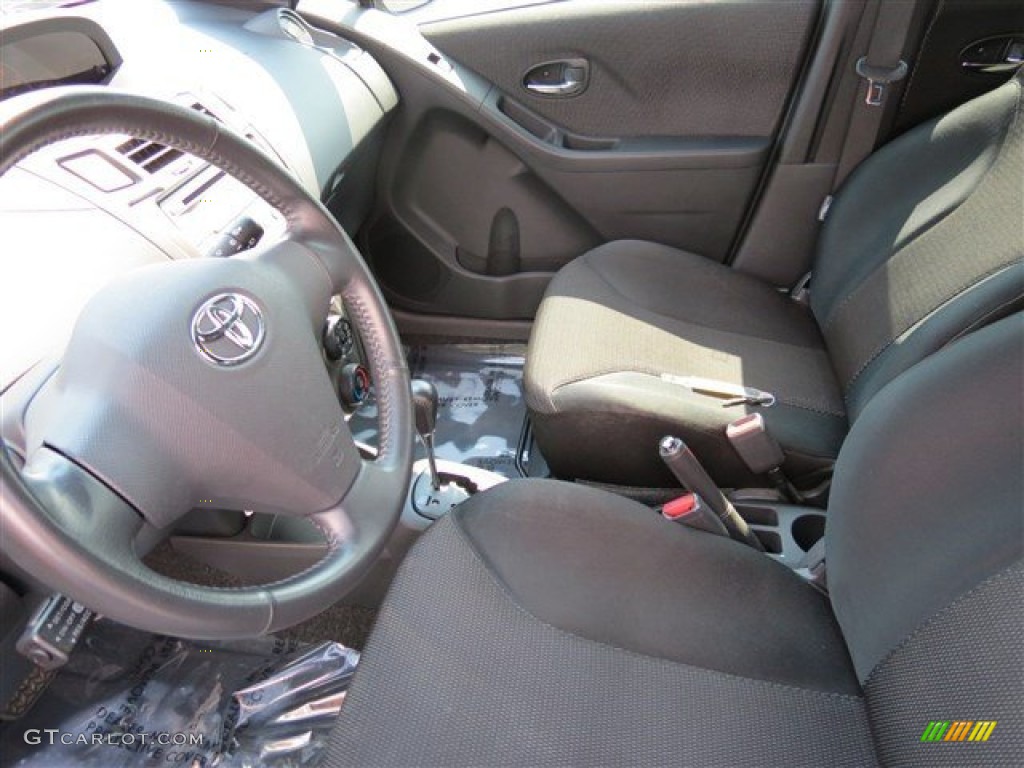 2009 Yaris 5 Door Liftback - Blazing Blue Pearl / Dark Charcoal photo #11
