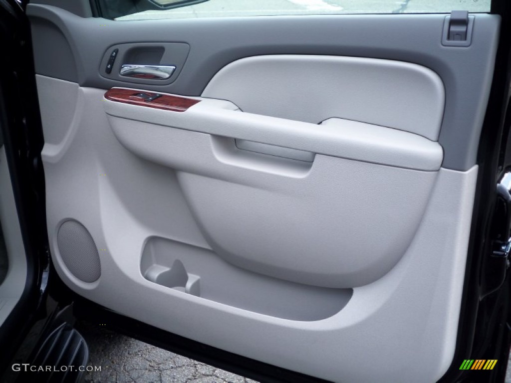 2013 Chevrolet Suburban 2500 LT 4x4 Ebony Door Panel Photo #83195382