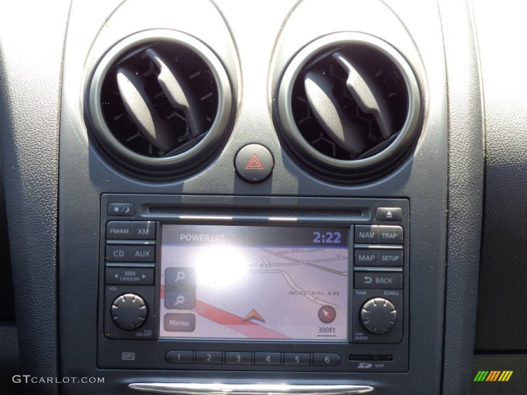 2011 Rogue SL AWD - Wicked Black / Black photo #15