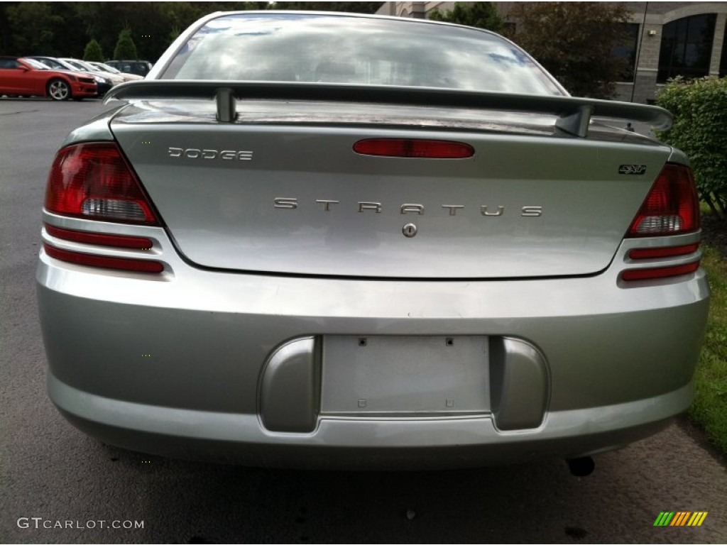 2004 Stratus SXT Sedan - Bright Silver Metallic / Dark Slate Gray photo #7