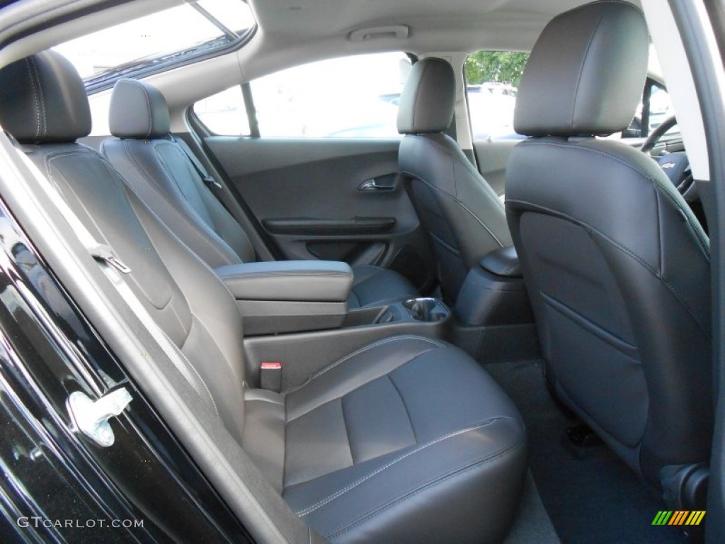 2013 Chevrolet Volt Standard Volt Model Rear Seat Photo #83198072