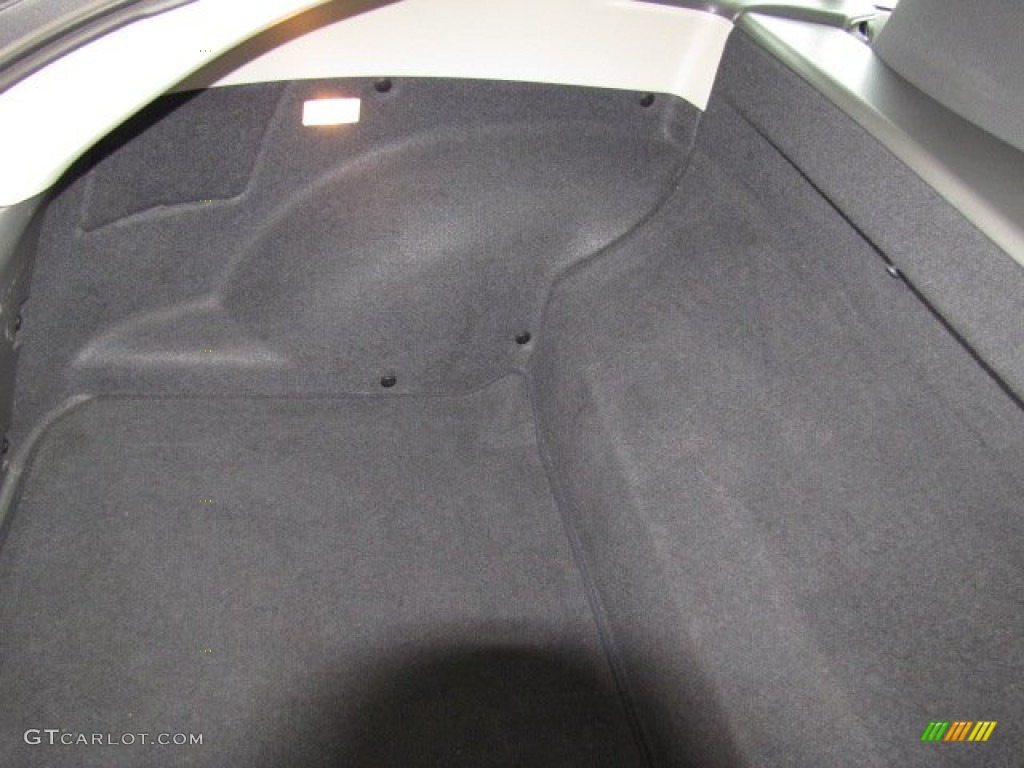 2004 Chrysler Crossfire Limited Coupe Trunk Photo #83198190