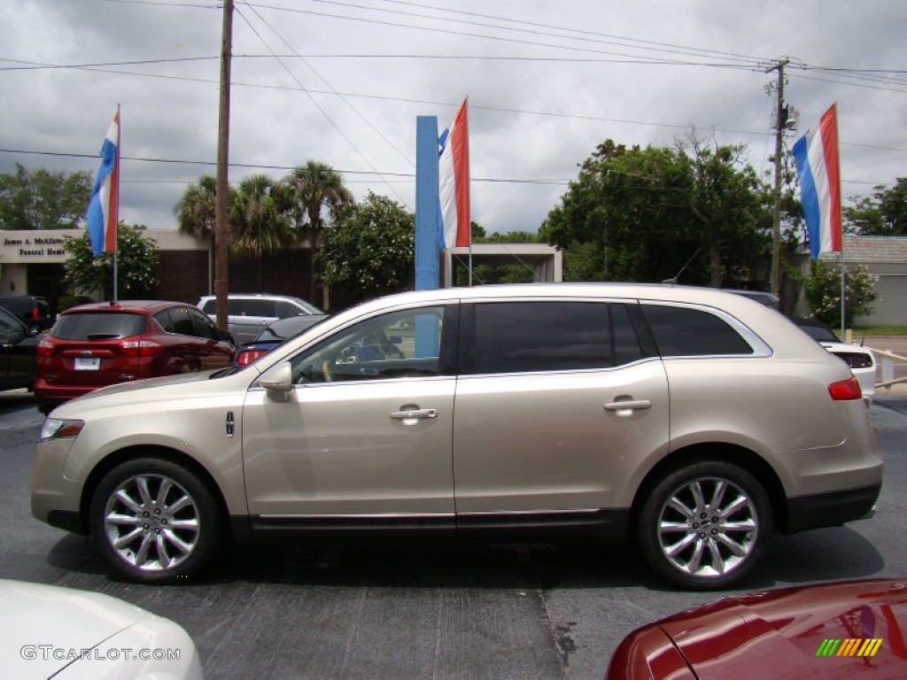 Gold Leaf Metallic 2010 Lincoln MKT FWD Exterior Photo #83202806
