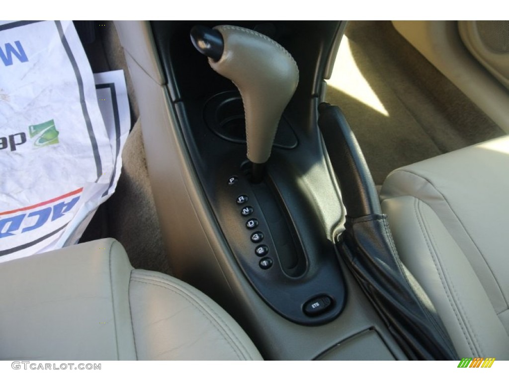 1999 Alero GLS Coupe - Black Onyx / Neutral photo #12