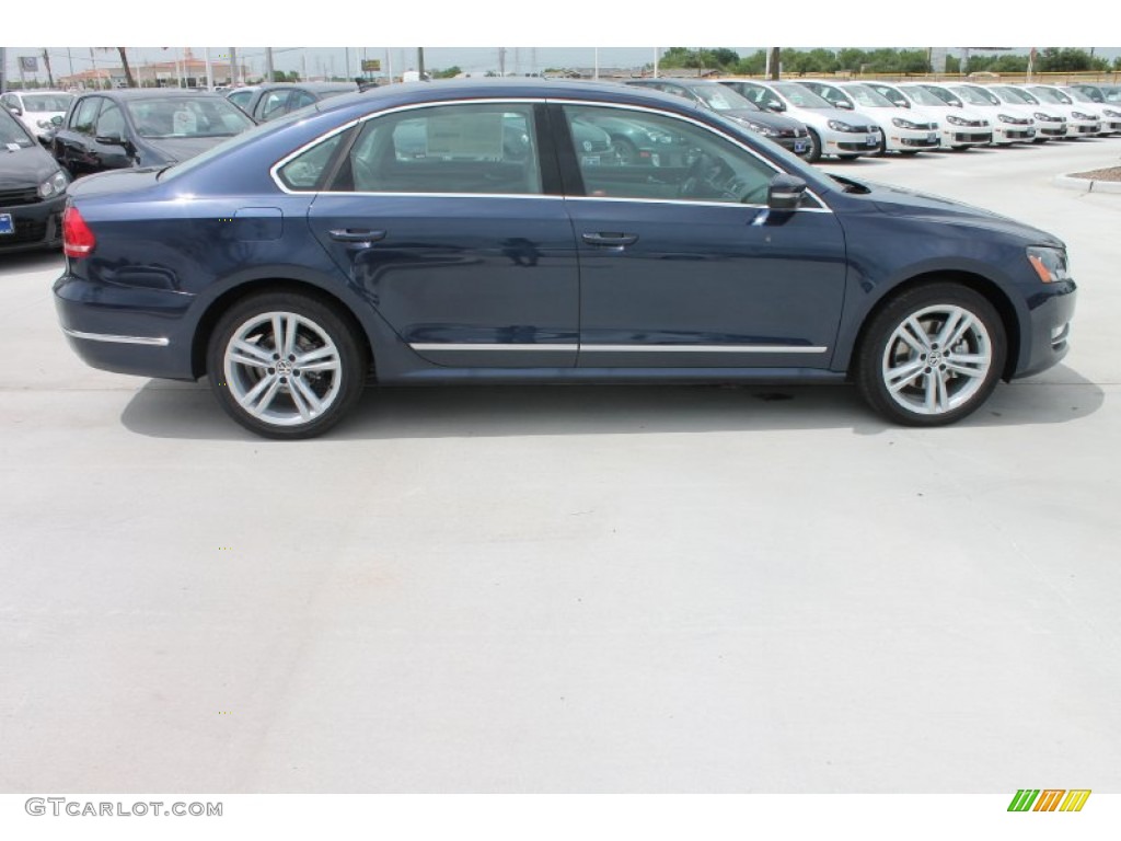 2013 Passat TDI SEL - Night Blue Metallic / Moonrock Gray photo #10