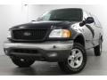 2002 True Blue Metallic Ford F150 XLT SuperCab 4x4  photo #2