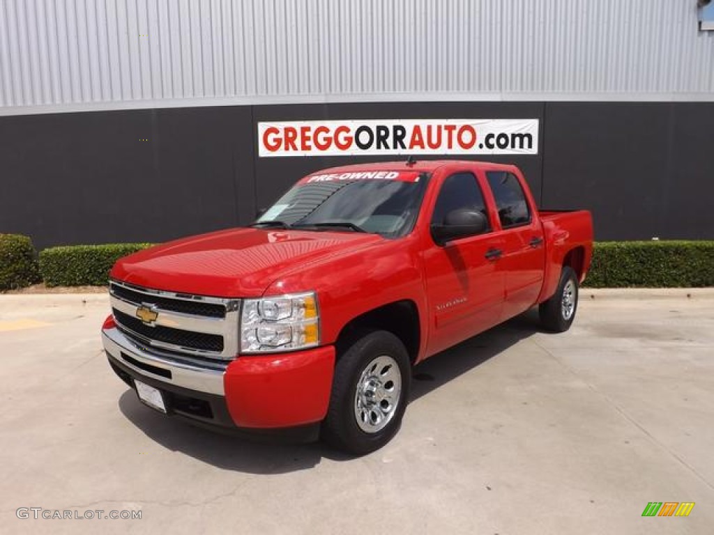 2011 Silverado 1500 LS Crew Cab - Victory Red / Dark Titanium photo #2