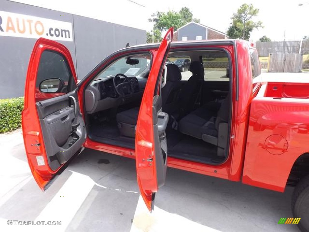 2011 Silverado 1500 LS Crew Cab - Victory Red / Dark Titanium photo #10