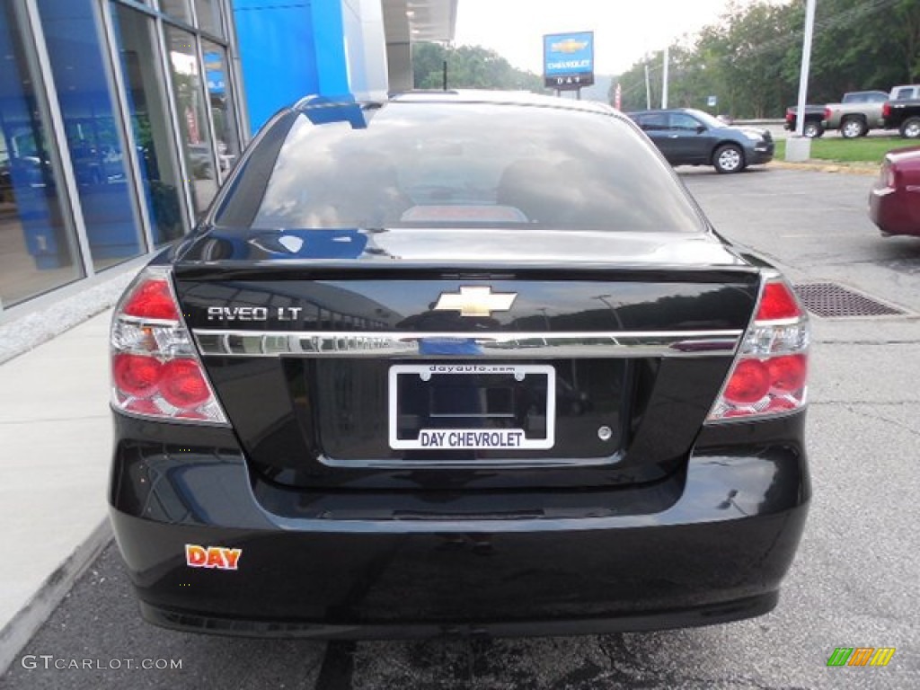 2010 Aveo LT Sedan - Black Granite / Charcoal photo #5