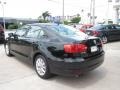 Black - Jetta SE Sedan Photo No. 3