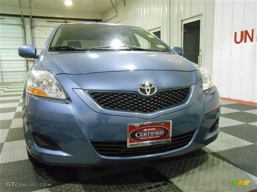 2010 Yaris Sedan - Pacific Blue Metallic / Dark Charcoal photo #2