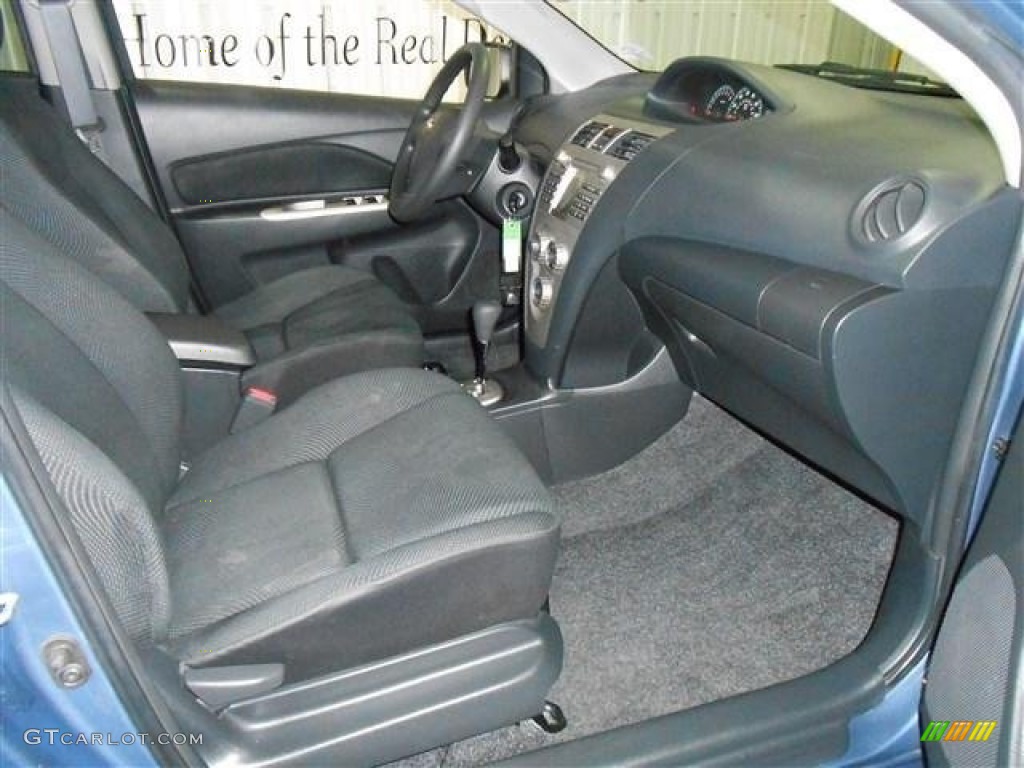 2010 Yaris Sedan - Pacific Blue Metallic / Dark Charcoal photo #16