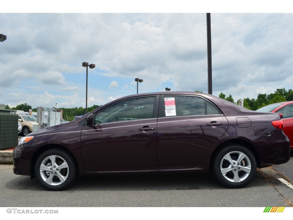 2013 Corolla LE Special Edition - Black Currant Metallic / Bisque photo #2