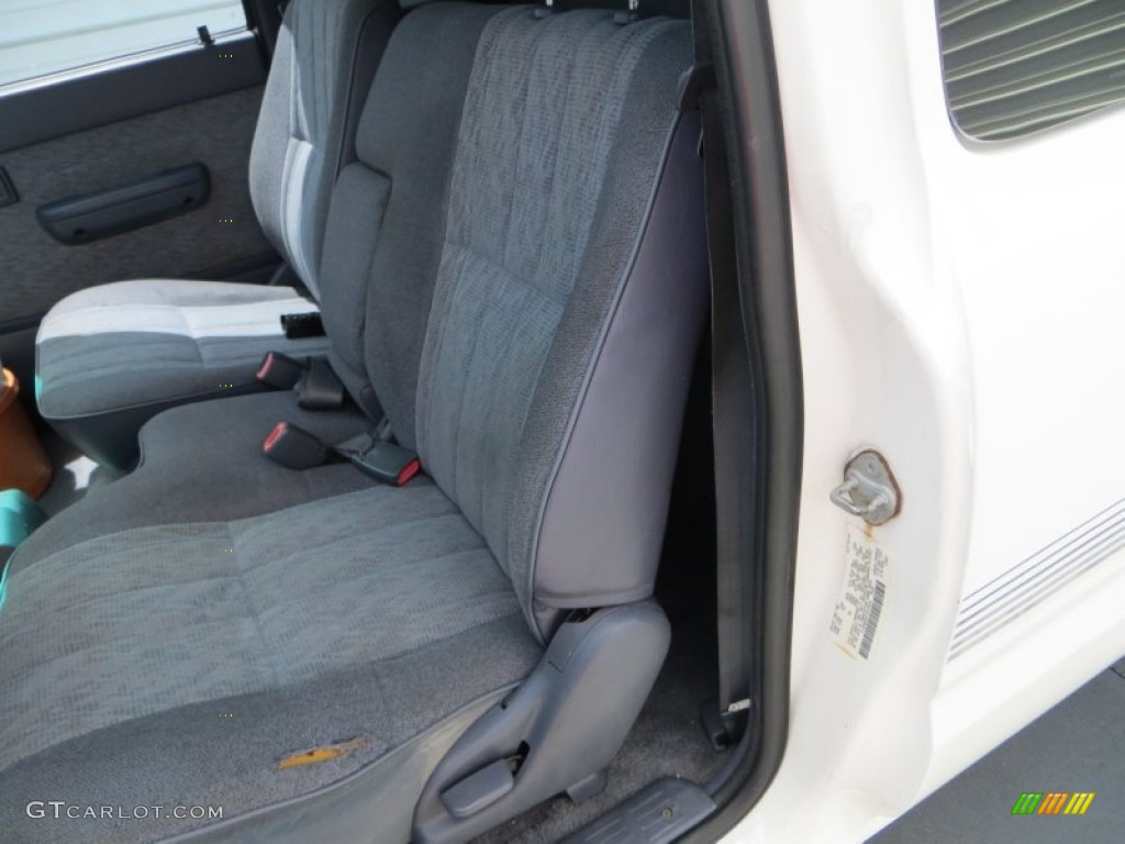 1999 Tacoma Prerunner V6 Extended Cab - Natural White / Gray photo #25
