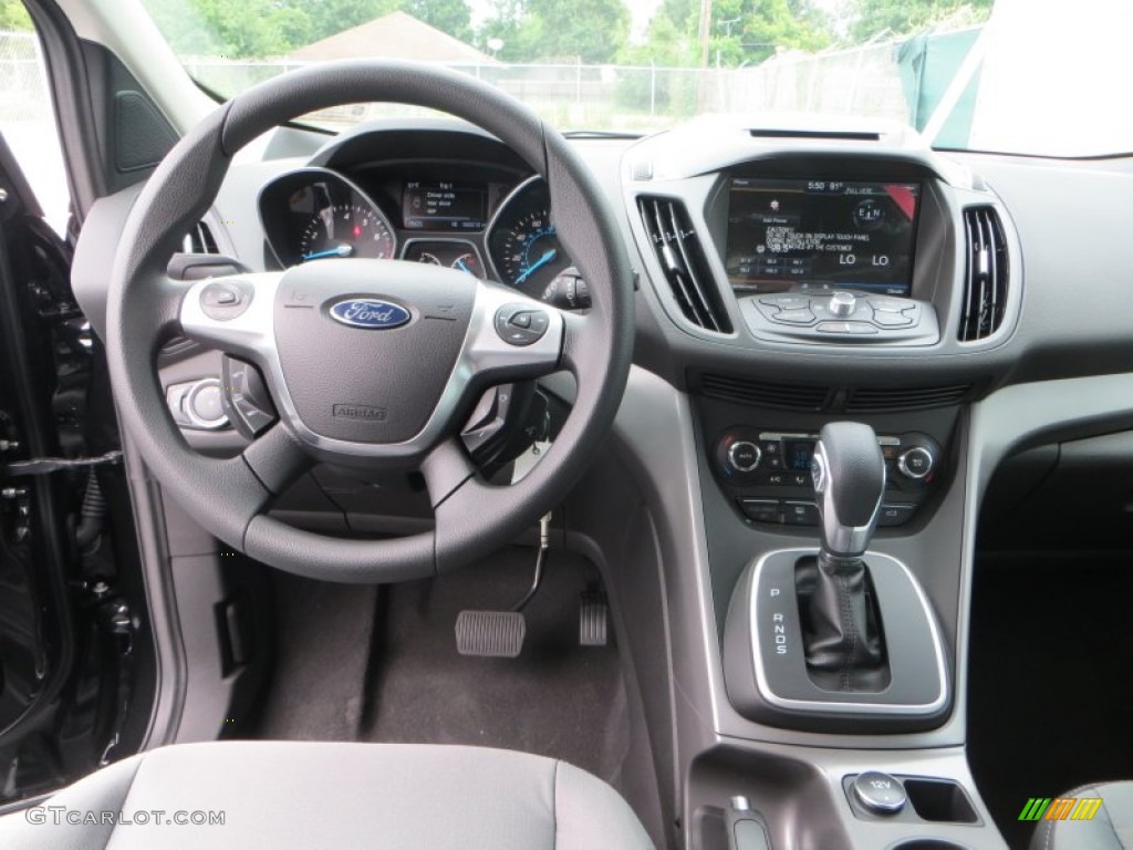 2014 Ford Escape SE 1.6L EcoBoost Charcoal Black Dashboard Photo #83220274