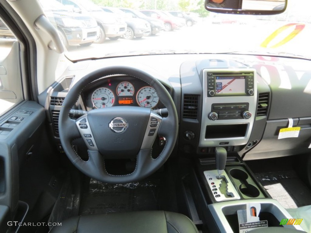 2013 Nissan Titan Pro-4X Crew Cab 4x4 Dashboard Photos